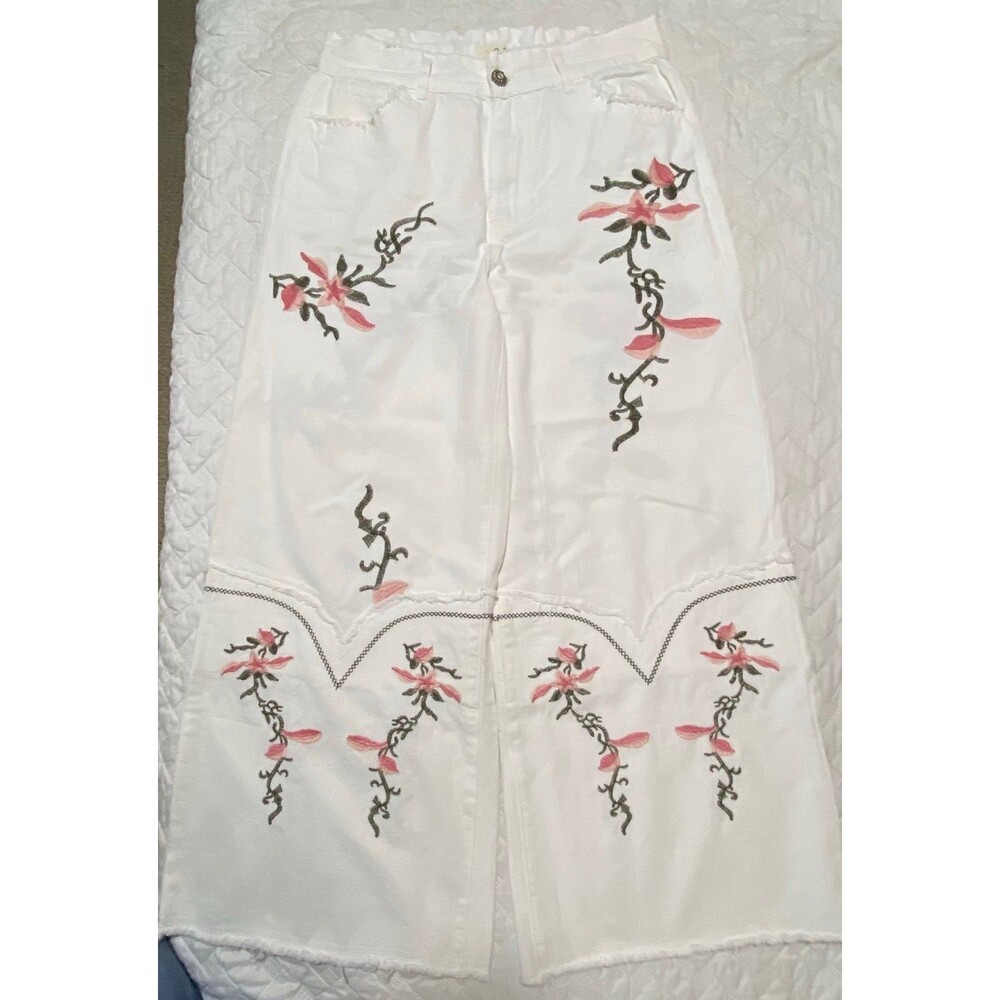 Pol pants white embroidered flowers 100% cotton jeans fit womens size medium 6-8